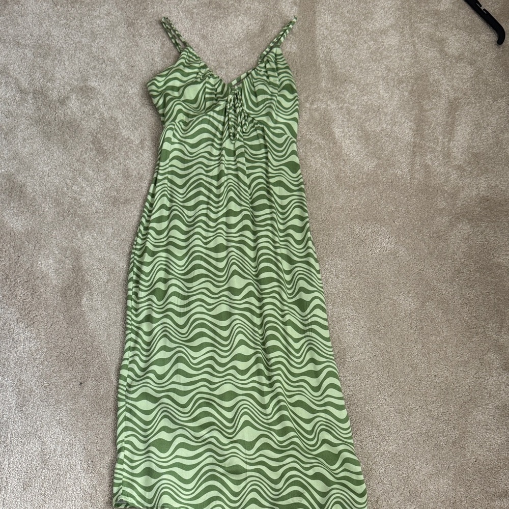 Green midi length dress
